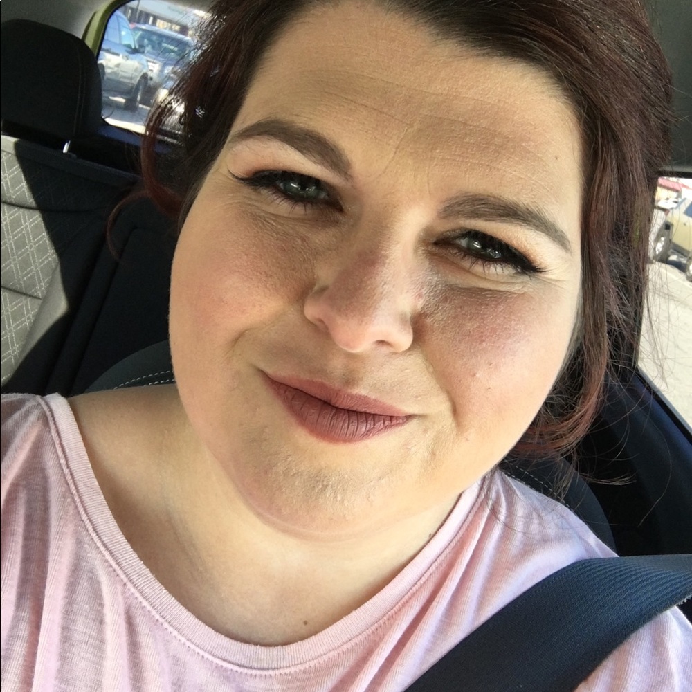 Meet your Posher, Sasha